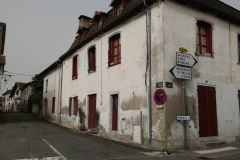 01056017